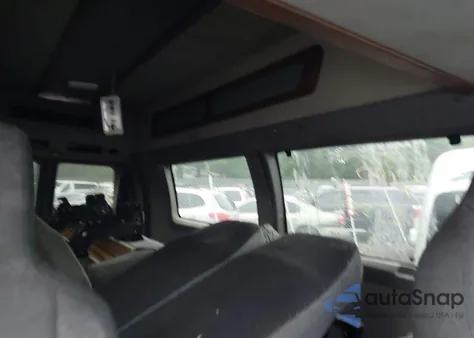 2013 Ford E-250 Commercial z USA, uszkodzony, nr VIN 1FTNS2EL2DDA39203